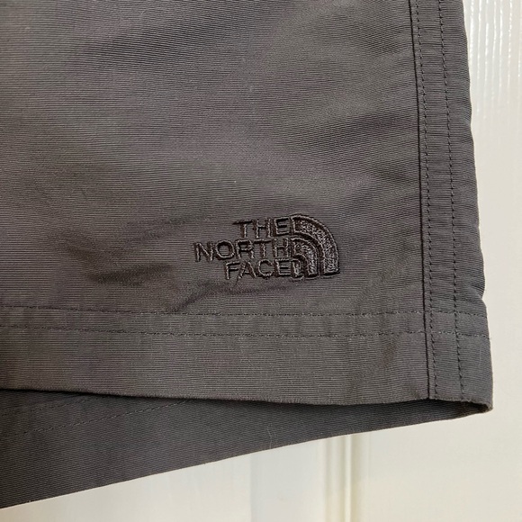 The North Face Men's Hiking Shorts, size 38 - Picture 6 of 7